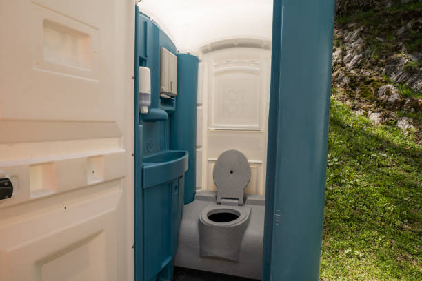 Best Portable bathroom rental  in Ashland, VA